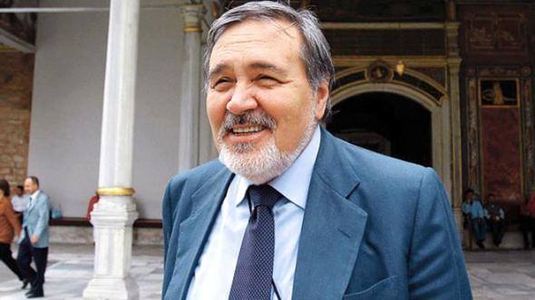 İşte en çok kazanan Türk yazarlar 14