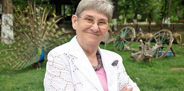 İşte en çok kazanan Türk yazarlar 6