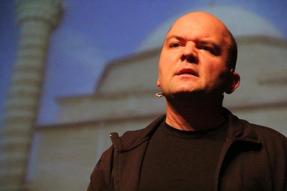 İşte en çok kazanan Türk yazarlar 8