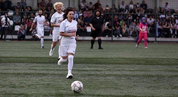 'İçerde' oyuncularını hiç böyle görmediniz 14