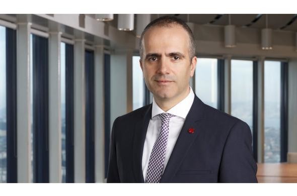 Kendi sektörüne damga vuran 100 Türk 33