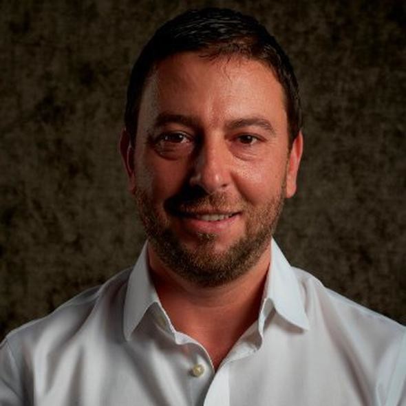 Kendi sektörüne damga vuran 100 Türk 54