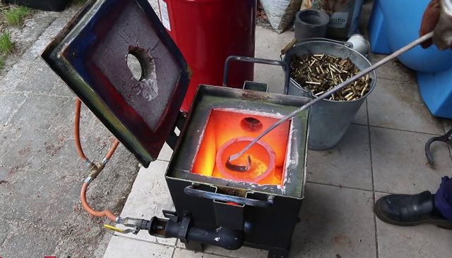 Dört rulman satın alarak kendi stres çarkını yaptı! 30