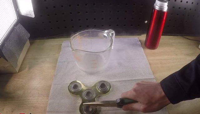 Dört rulman satın alarak kendi stres çarkını yaptı! 53