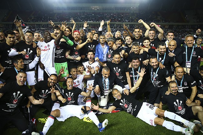 Şampiyon Beşiktaş! 1