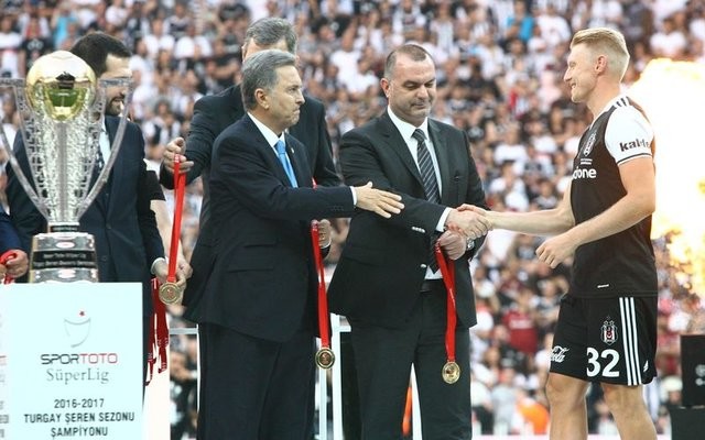 Beşiktaş'ın şampiyonluk kutlamasından kareler 31