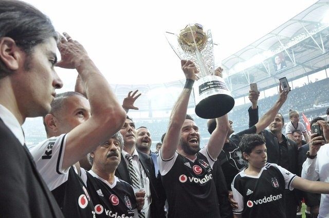 Beşiktaş'ın şampiyonluk kutlamasından kareler 4