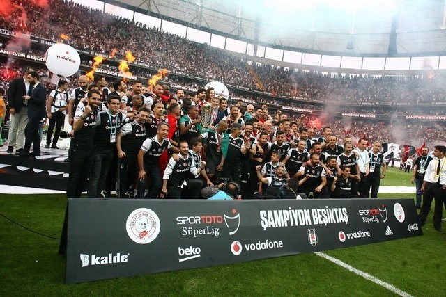Beşiktaş'ın şampiyonluk kutlamasından kareler 2