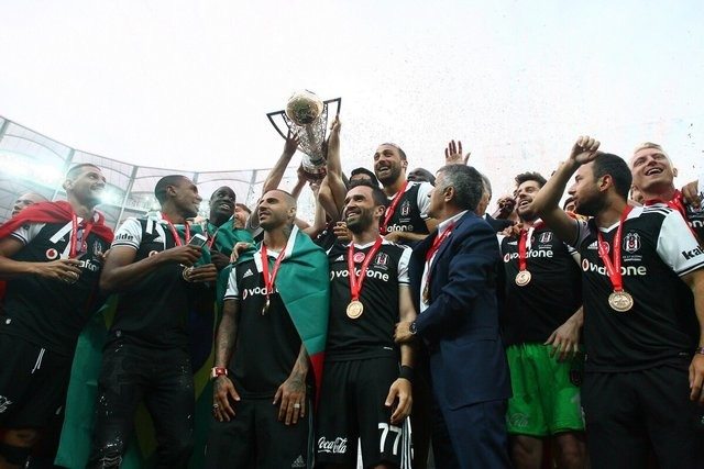 Beşiktaş'ın şampiyonluk kutlamasından kareler 3