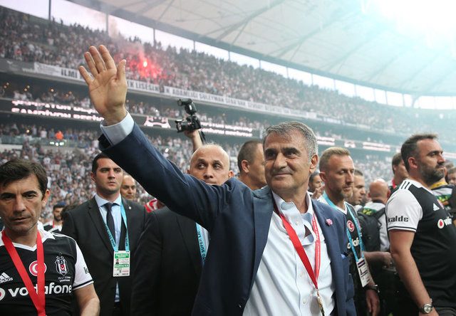 Beşiktaş'ın şampiyonluk kutlamasından kareler 41