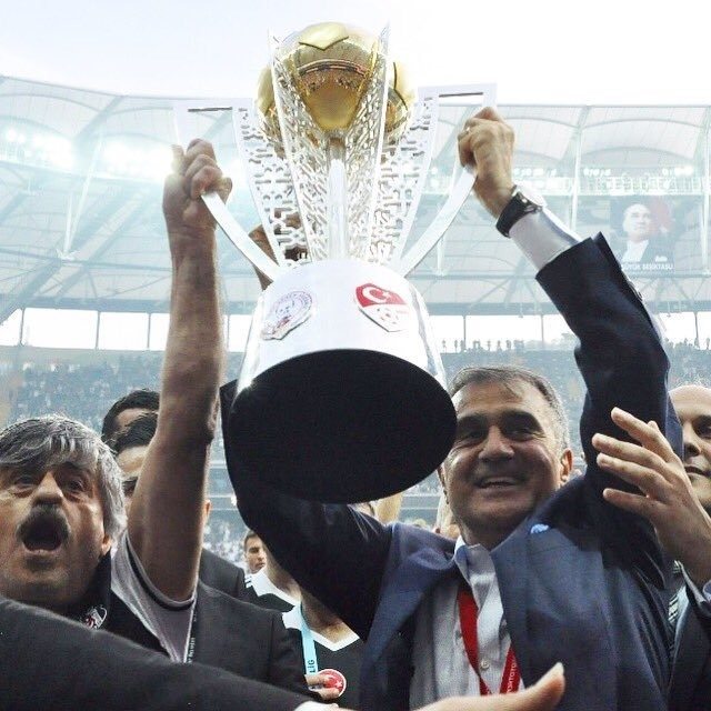 Beşiktaş'ın şampiyonluk kutlamasından kareler 11