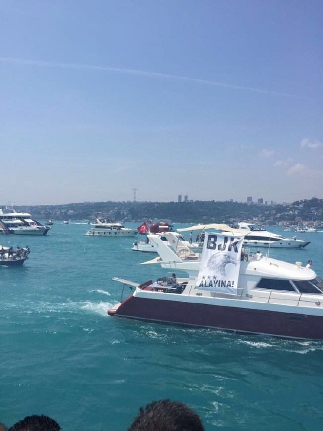 Beşiktaş'ın şampiyonluk kutlamasından kareler 83