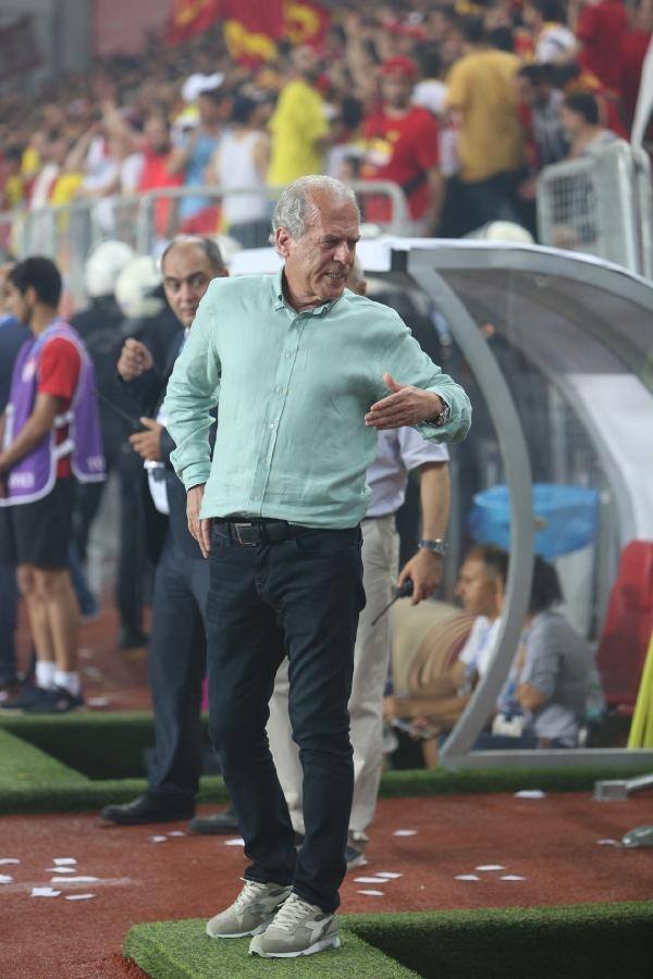 Eskişehir-Göztepe maçından şoke eden görüntüler 9