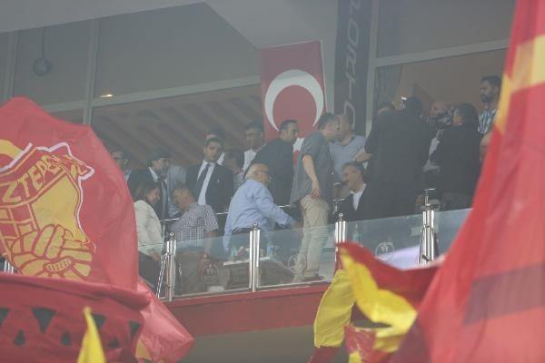 Eskişehir-Göztepe maçından şoke eden görüntüler 11