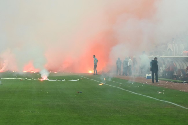 Eskişehir-Göztepe maçından şoke eden görüntüler 28