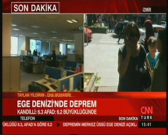 Depremden ilk görüntüler 11