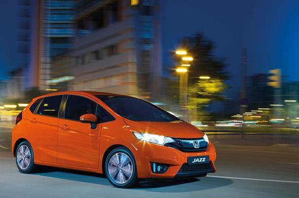 En az yakan benzinli otomobil modelleri 15