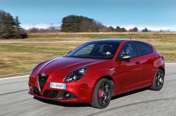 En az yakan benzinli otomobil modelleri 3