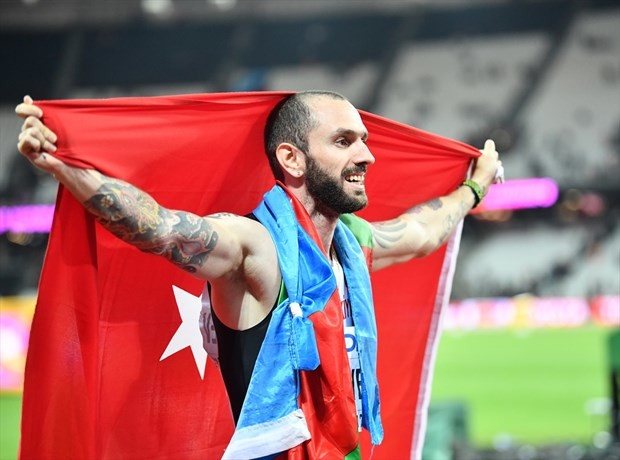 Ramil Guliyev'in tarihi başarısı dünya basınında 9