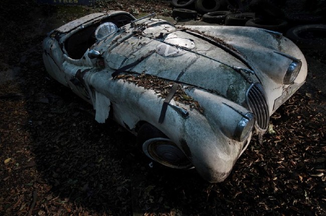 Sanat için otomobillerini hurdaya çıkardı 6