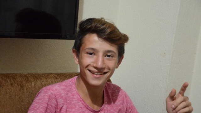 Bill Clinton'ın burnunu sıkan Erkan bebek 18 yaşında 4