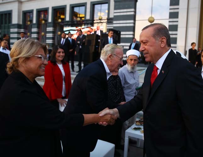 30 Ağustos resepsiyona kimler katıldı? 49