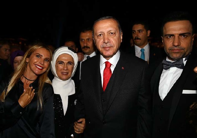 30 Ağustos resepsiyona kimler katıldı? 10