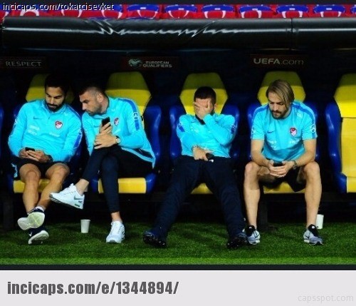 Milli Takım capsleri sosyal medyayı salladı 2