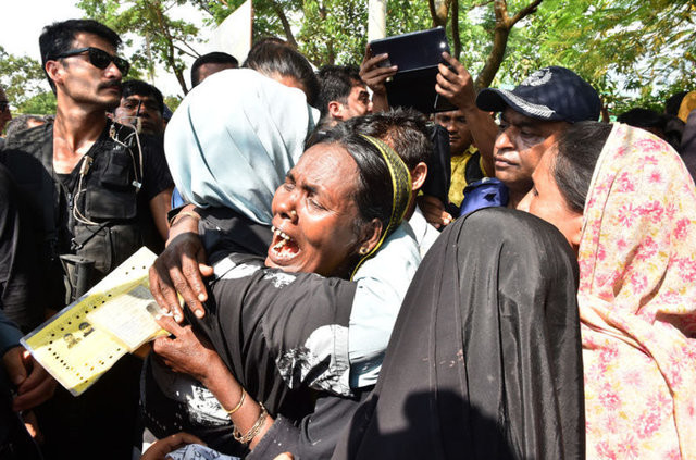 Emine Erdoğan acılarına ortak oldu 16