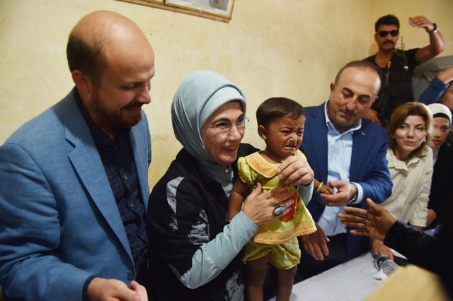 Emine Erdoğan acılarına ortak oldu 6