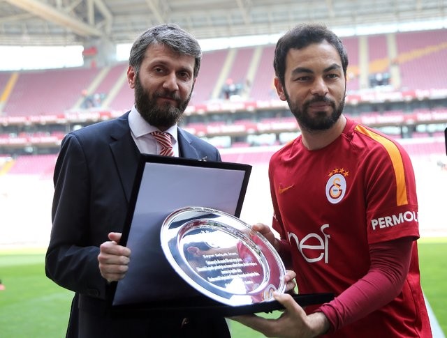 Selçuk İnan'a Antalya maçı sonrası büyük tepki 4