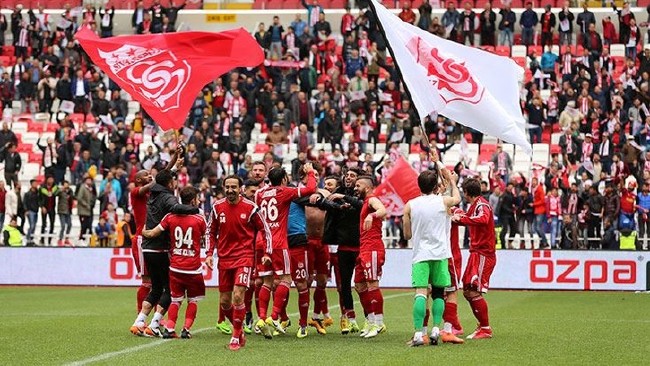 Hangi kulüpte kaç yabancı var? 15