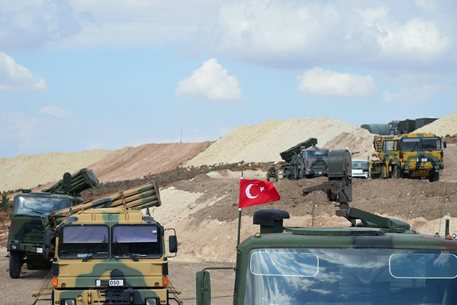 Gece yarısı İdlib'e girdiler... komandolar sınırda 14