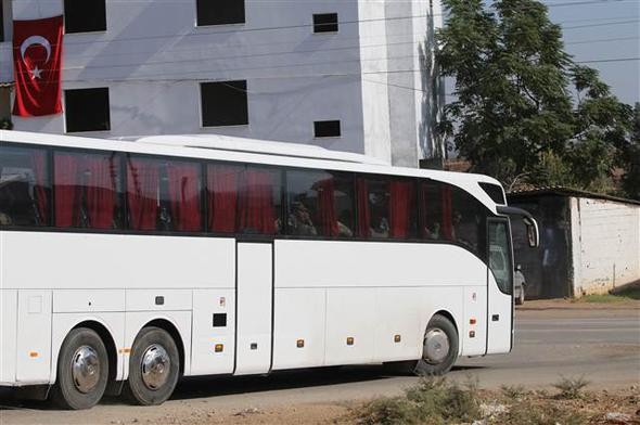 Gece yarısı İdlib'e girdiler... komandolar sınırda 1