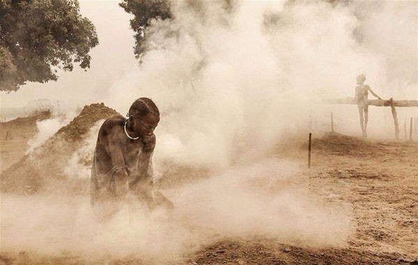 Amazon ormanlarındaki kabile ilk kez görüntülendi 29