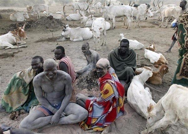 Amazon ormanlarındaki kabile ilk kez görüntülendi 32