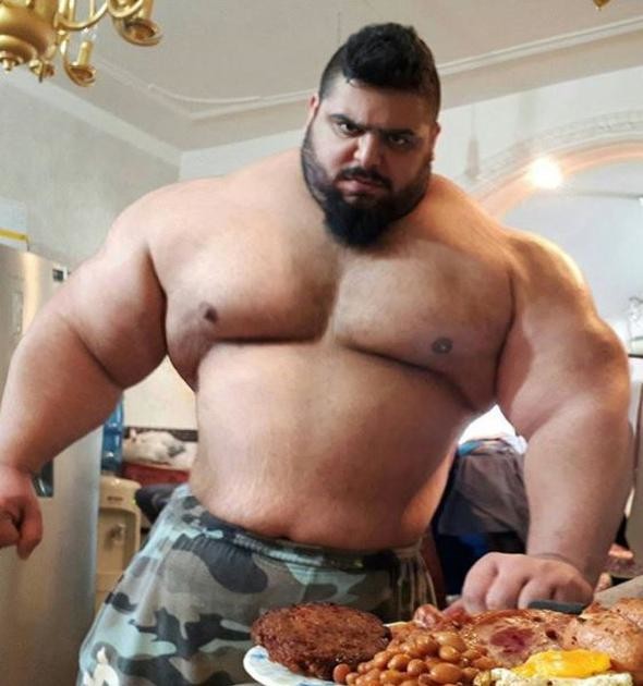 İranlı Hulk nasıl keşfedildiğini anlattı 17