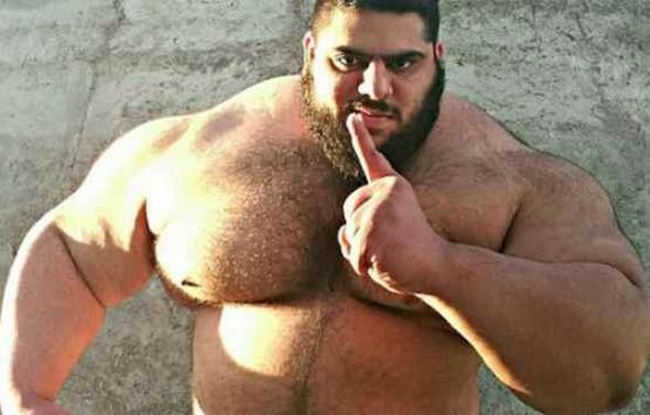 İranlı Hulk nasıl keşfedildiğini anlattı 8