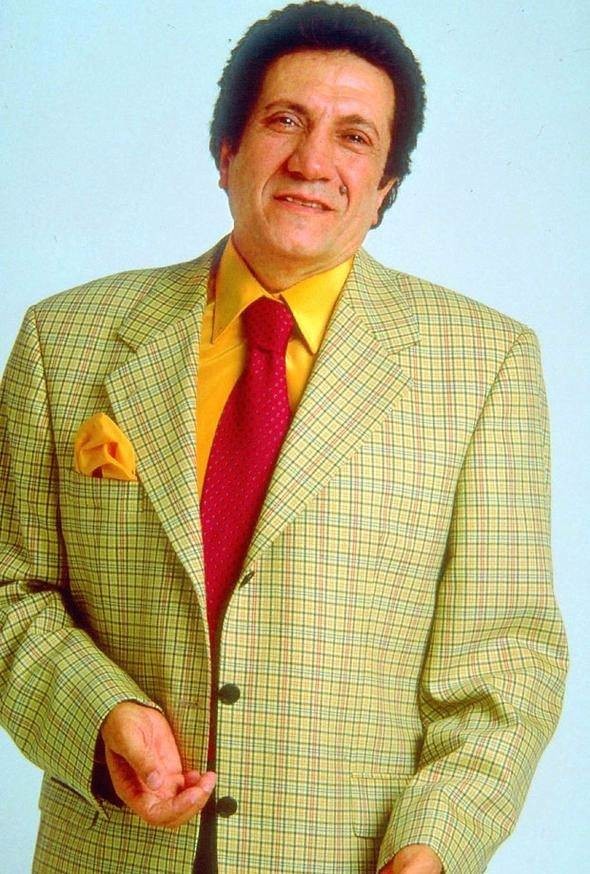 Ünlülerin asıl meslekleri 16