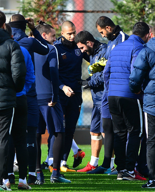 Arda sahaya indi! İdmanda dikkat çeken detay... 8