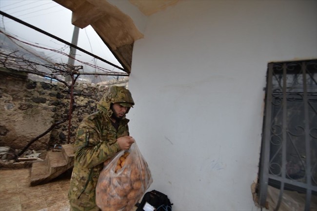 Afrin'in köyünde sevinç gözyaşları 18