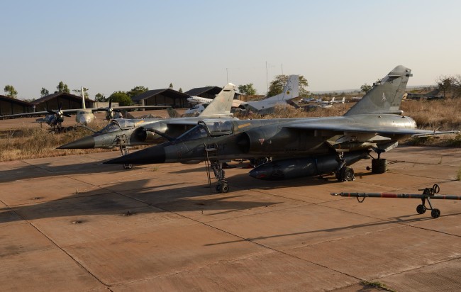 Hangi ülkenin kaç uçağı var? 17