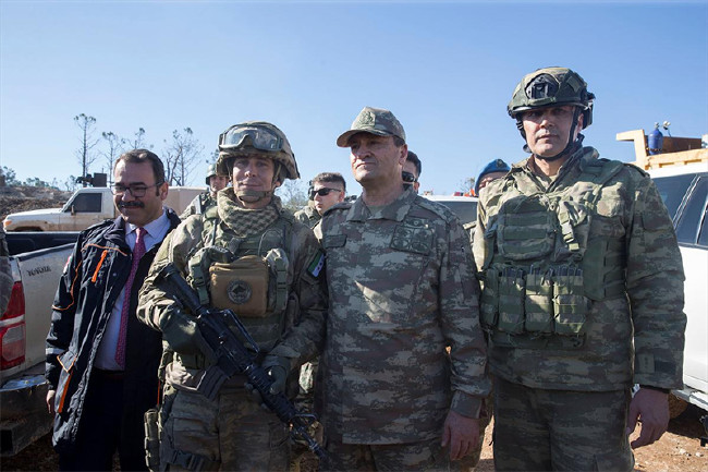 Komutanın Burseya Dağı ziyaretinde dikkat çeken kare 1