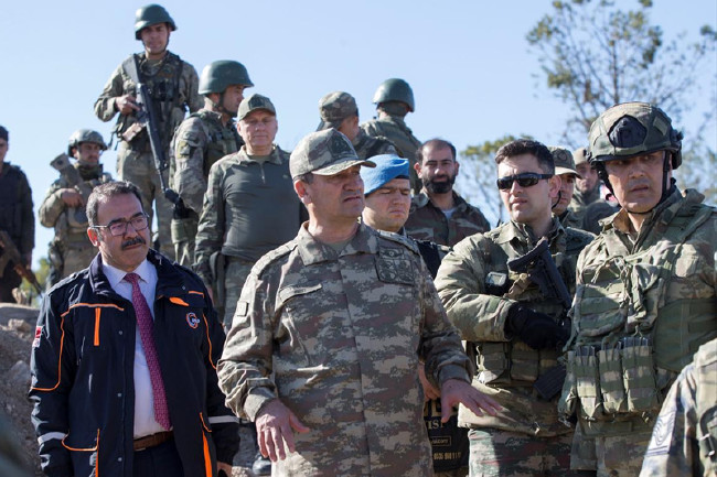 Komutanın Burseya Dağı ziyaretinde dikkat çeken kare 8