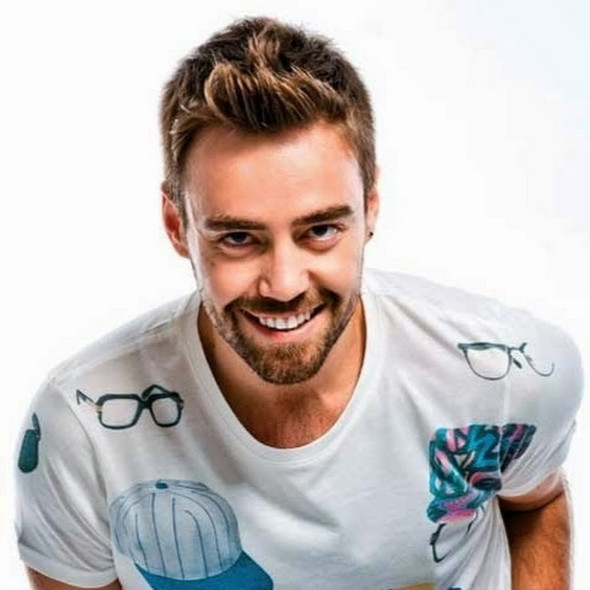 Siyasetten sanat dünyasına sosyal medyada en çok takipçisi olan isimler 38