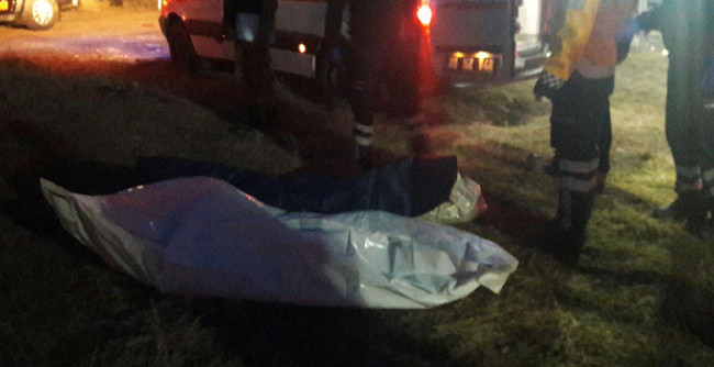 Van'da yolcu otobüsü devrildi 2 ölü, 21 yaralı 8