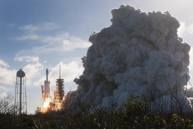 Elon Musk, uzaya gönderdiği mesajı açıkladı 29