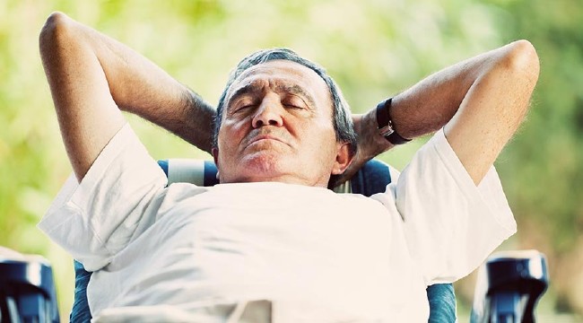 En uzun ömürlü insanların olduğu ülkeler 4