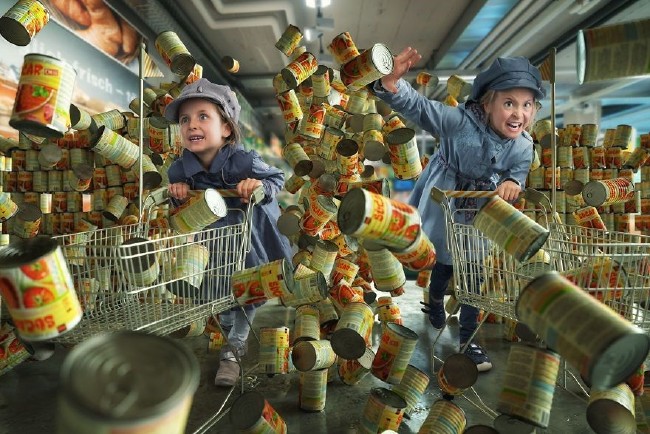 Bir ailenin gerçeküstü dünyaya yolculuğu 5