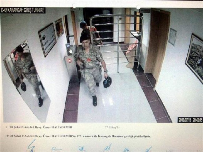 Kahraman Ömer Halisdemir'in son fotoğrafları 1